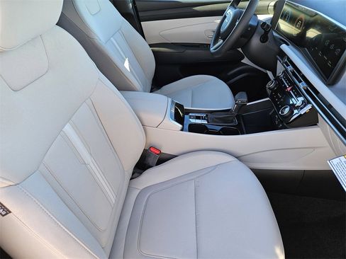 New 2026 Hyundai Tucson SEL image 14