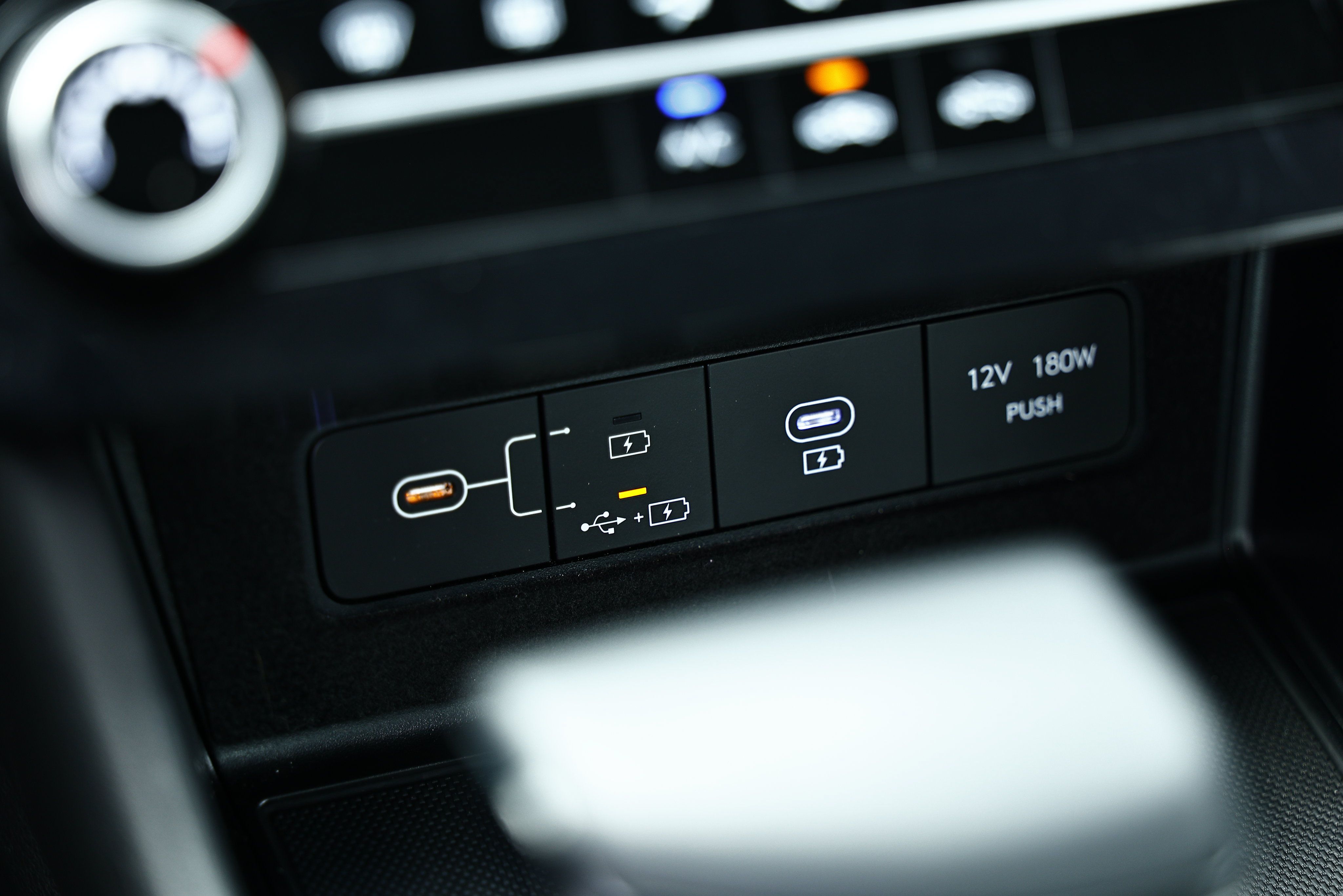 Certified 2025 Hyundai Sonata SE FWD image 37