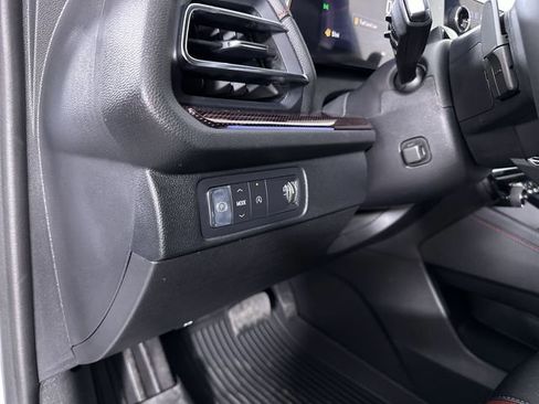 New 2026 Chevrolet Traverse RS w/ LPO, Floor Liner Package FWD image 18