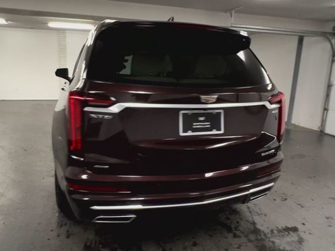 Used 2021 Cadillac XT6 Premium Luxury image 43