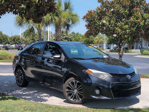 Used 2016 Toyota Corolla S FWD image 2