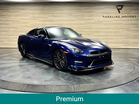 Used 2013 Nissan GT-R Premium AWD/4WD image 1