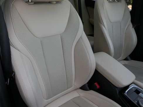 Used 2023 BMW X3 sDrive30i w/ Premium Package RWD image 14