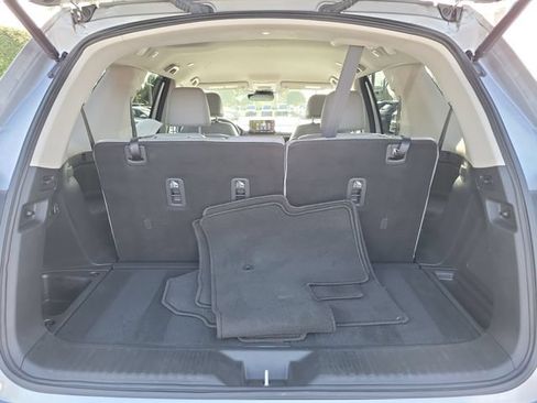 Certified 2024 Honda Pilot EX-L image 9