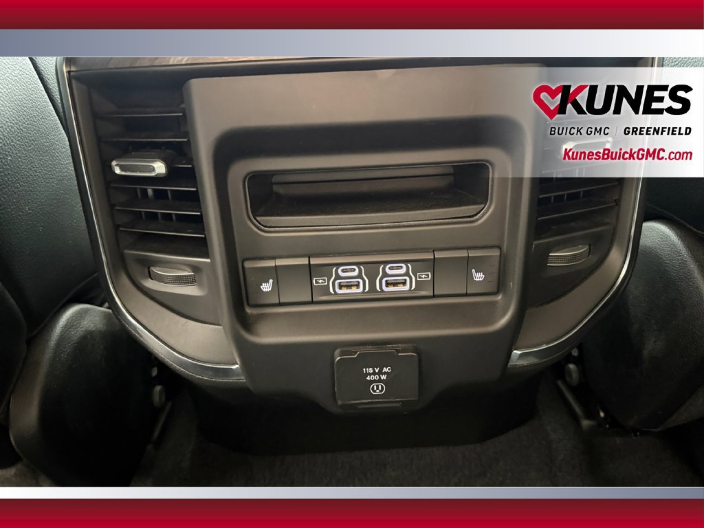 Used 2026 RAM 1500 Laramie AWD/4WD image 32