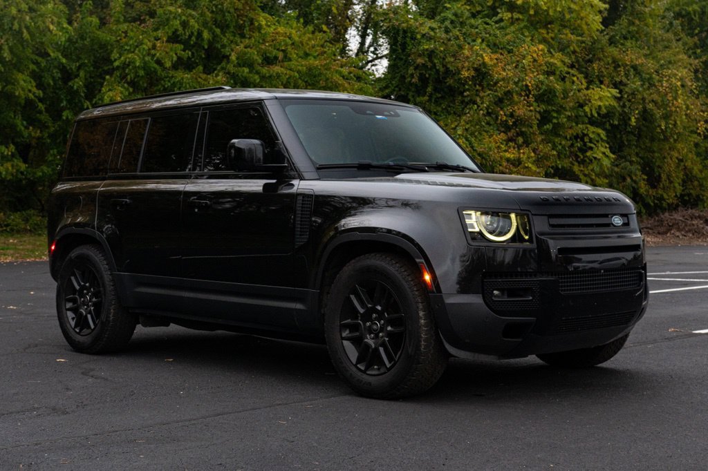 Used 2025 Land Rover Defender 110 S AWD/4WD image 11