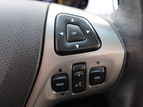 Used 2015 Ford Taurus SEL w/ Equipment Group 201A image 31