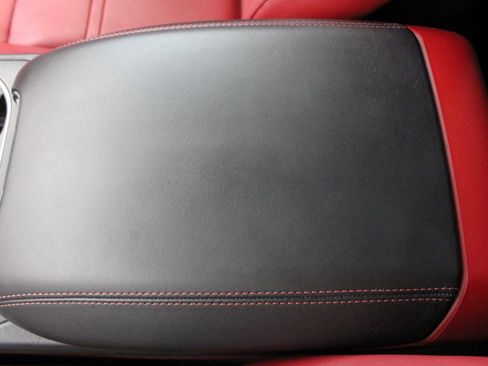 Used 2021 Porsche Cayenne image 65