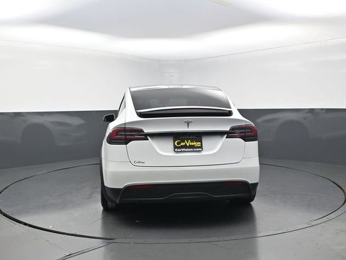 Used 2023 Tesla Model X image 9