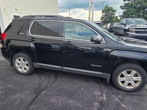 Used 2016 GMC Terrain SLE w/ Convenience Package AWD/4WD image 2