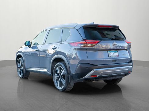 Used 2023 Nissan Rogue Platinum image 5