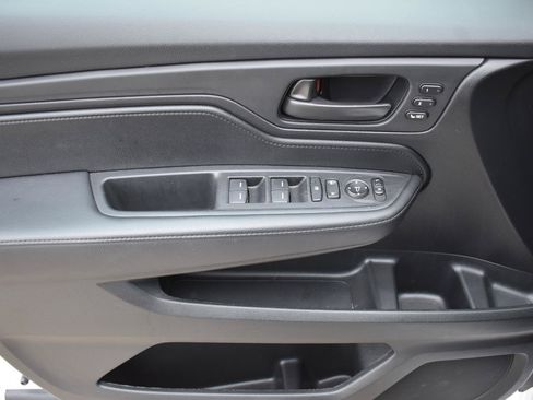 Used 2025 Honda Odyssey Sport-L image 23