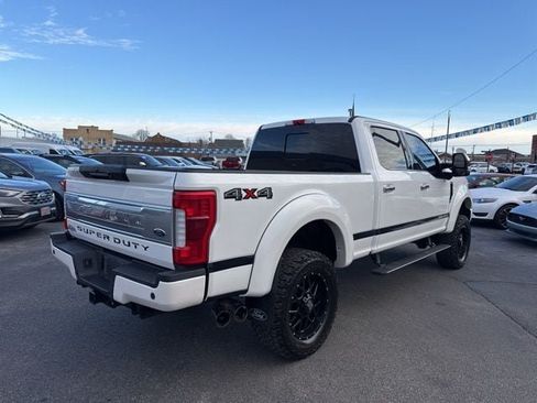 Used 2018 Ford F250 Platinum w/ Platinum Ultimate Package AWD/4WD image 7
