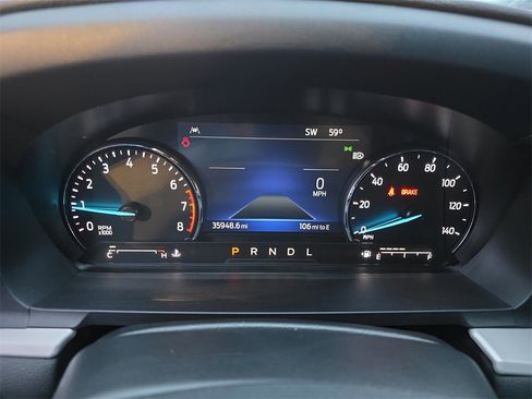 Used 2024 Ford Explorer XLT image 38