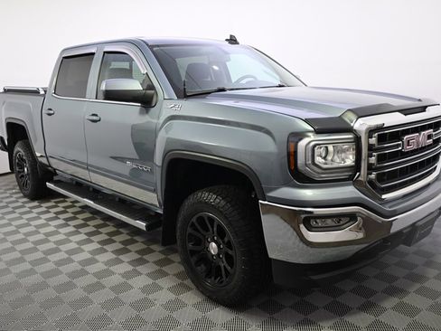 Used 2016 GMC Sierra 1500 SLE w/ SLE Value Package AWD/4WD image 8