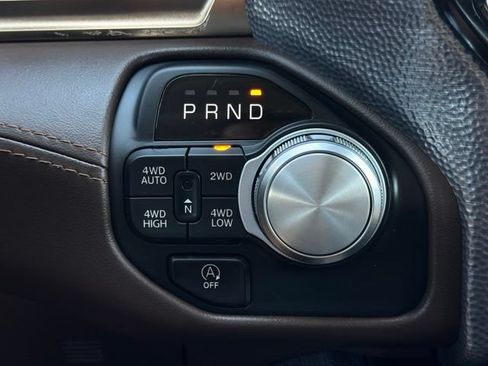 Used 2025 RAM 1500 Limited AWD/4WD image 13