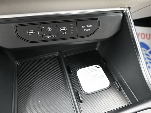 New 2026 Kia Carnival EX FWD image 22