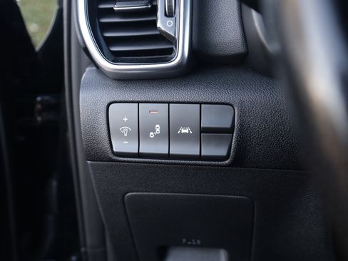 Used 2021 Kia Sportage S w/ S FWD Premium Package image 25