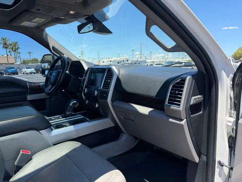 Used 2015 Ford F150 Lariat w/ Equipment Group 502A Luxury AWD/4WD image 29