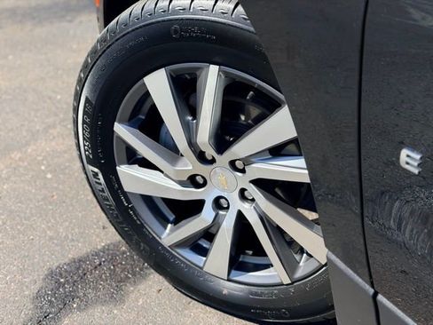 Used 2023 Chevrolet Equinox Premier image 28