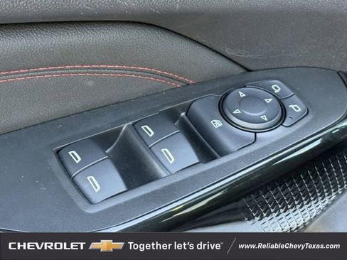 Certified 2024 Chevrolet Trax RS w/ Sunroof Package image 28