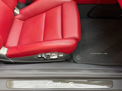 Certified 2019 Porsche 911 Turbo S image 22