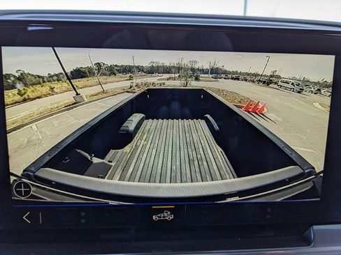 Used 2024 Chevrolet Silverado 2500 High Country w/ Technology Package image 38