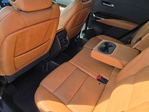 Used 2023 Cadillac XT4 Sport FWD image 14