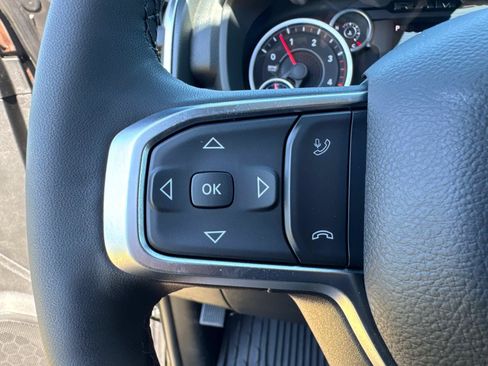 New 2026 RAM 2500 Big Horn AWD/4WD image 31