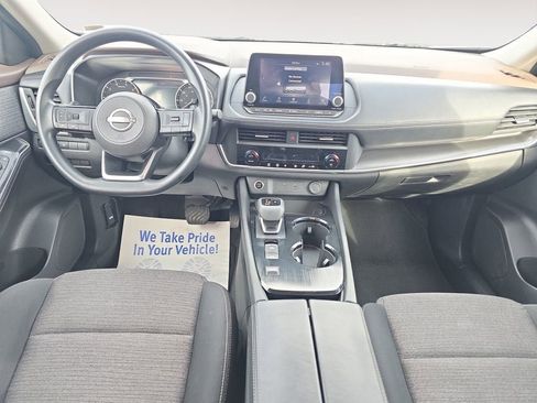 Used 2023 Nissan Rogue SV FWD image 10