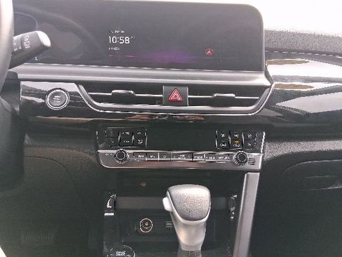 Used 2025 Kia Seltos S FWD image 24