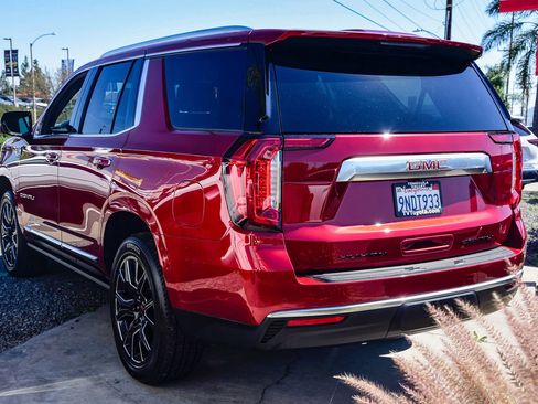 Used 2024 GMC Yukon Denali AWD/4WD image 5