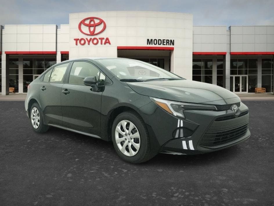 New 2026 Toyota Corolla LE FWD image 9