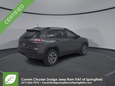 Used 2022 Jeep Cherokee Trailhawk w/ Trailer Tow Group AWD/4WD image 15
