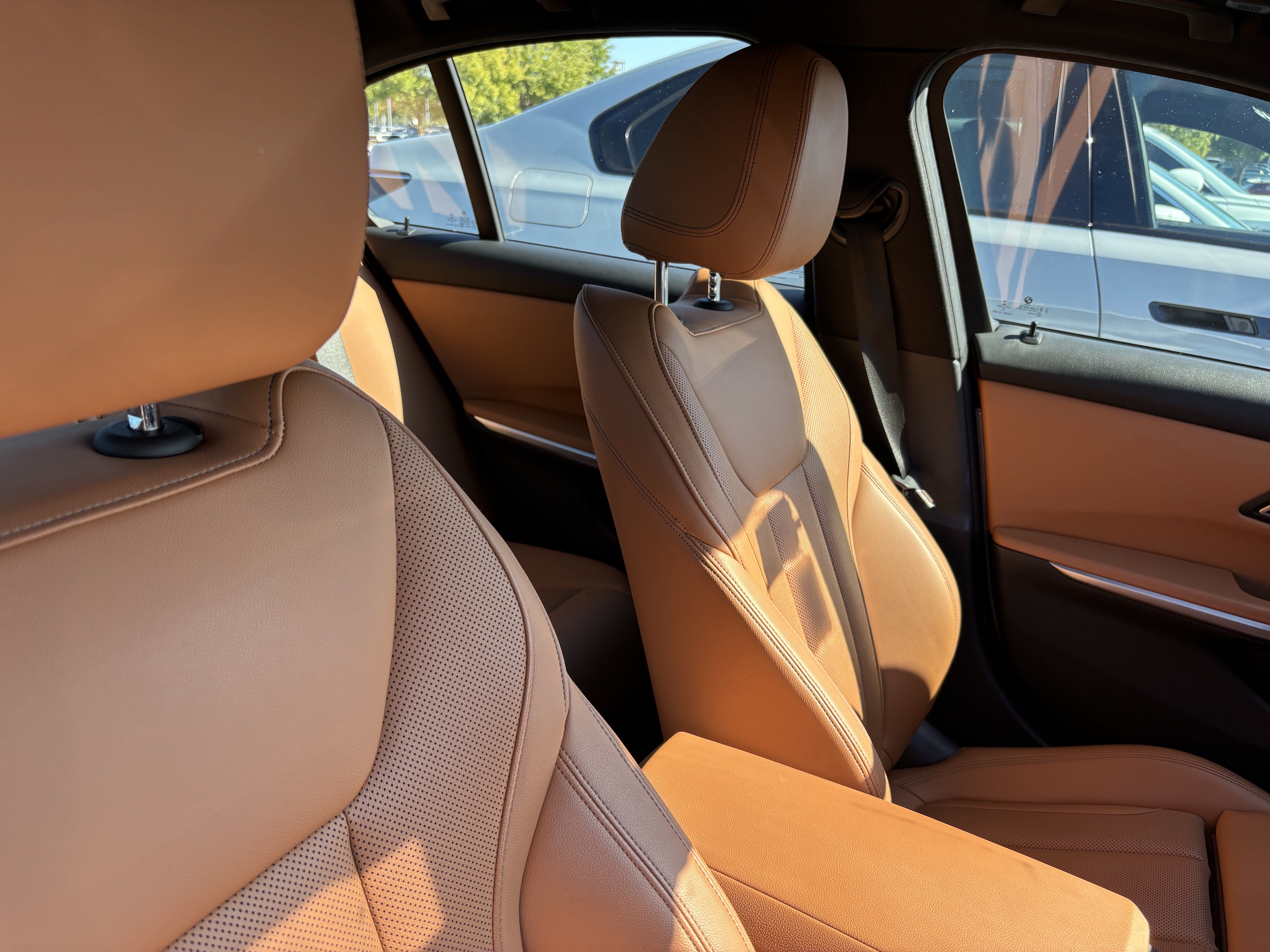 Certified 2023 BMW 330i Sedan RWD image 34