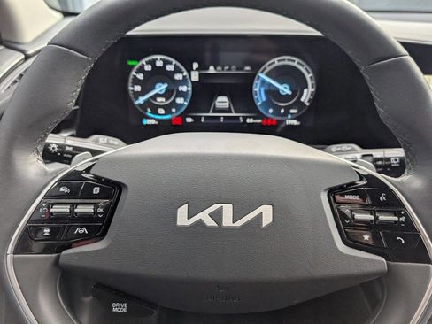 Used 2025 Kia Niro Wind image 14