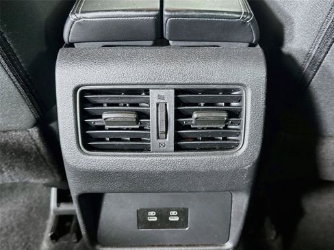 Used 2024 Nissan Rogue SV AWD/4WD image 24