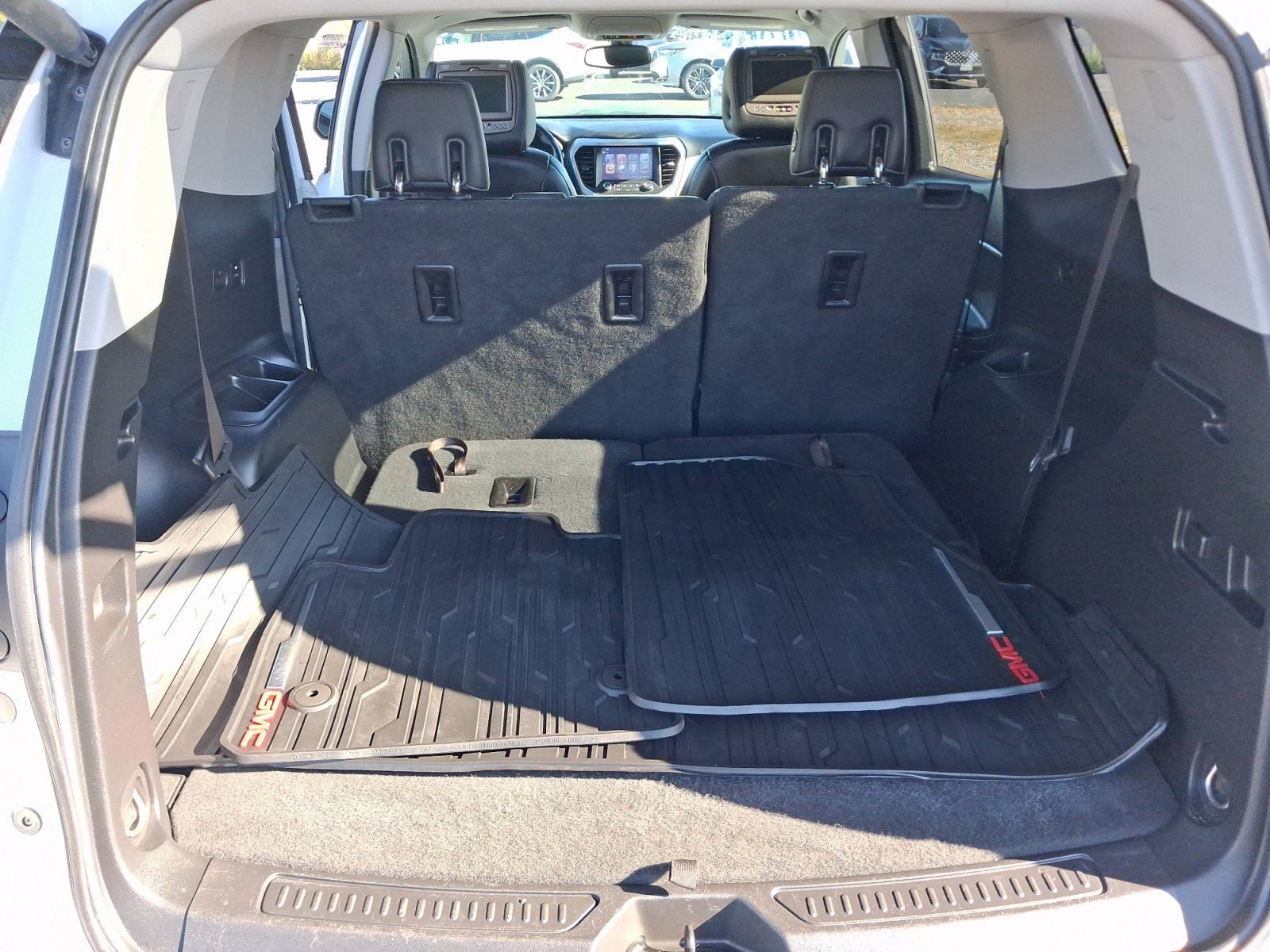 Used 2019 GMC Acadia SLT AWD/4WD image 25
