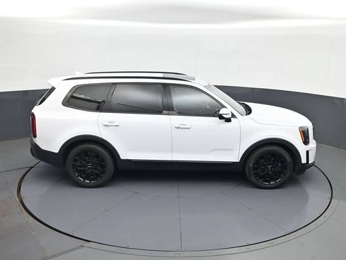 Used 2022 Kia Telluride EX w/ EX Premium Package AWD/4WD image 18