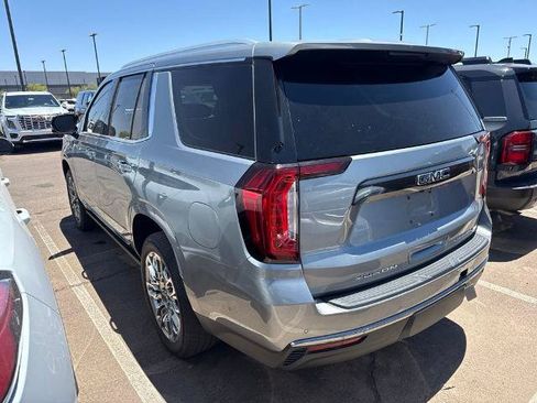 Used 2023 GMC Yukon Denali Ultimate w/ LPO, Floor Liner Package AWD/4WD image 4