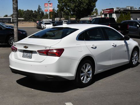 Used 2021 Chevrolet Malibu LT FWD image 8