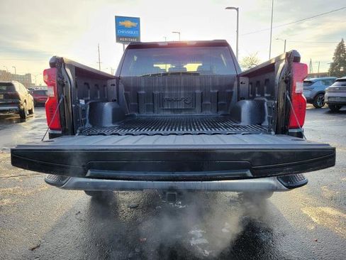 Used 2025 Chevrolet Silverado 1500 LT image 24