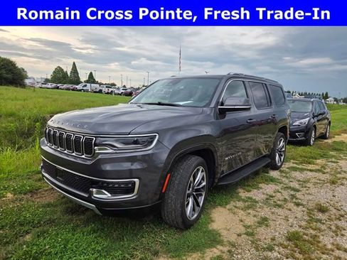 Used 2022 Jeep Wagoneer Series II w/ Premium Group I AWD/4WD image 1