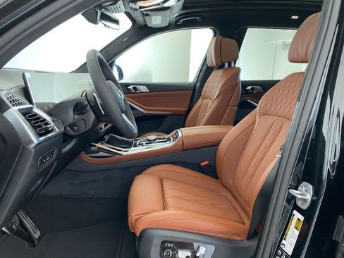 New 2026 BMW X7 xDrive40i w/ M Sport Package image 5