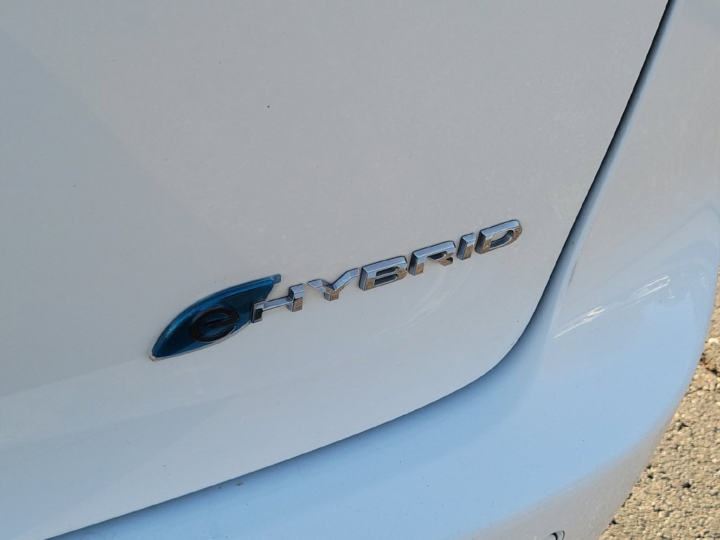 Used 2024 Chrysler Pacifica Limited FWD image 12