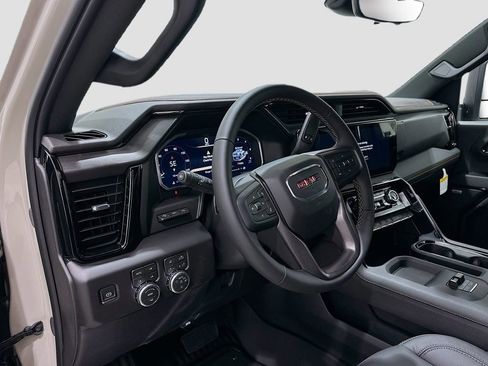 New 2026 GMC Sierra 3500 AT4 w/ AT4 Premium Plus Package AWD/4WD image 9
