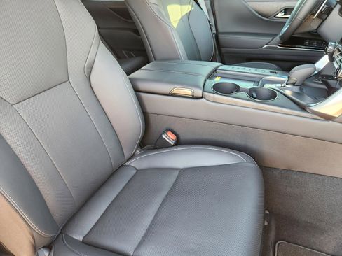New 2026 Lexus LX 700h Luxury AWD/4WD image 6