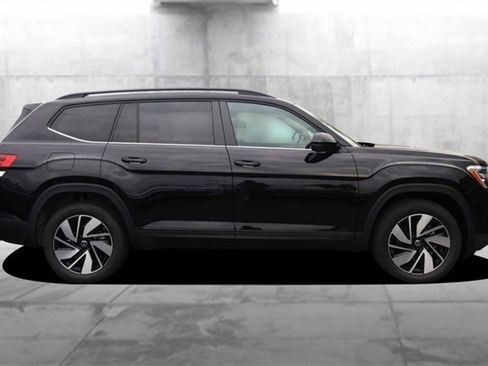 New 2026 Volkswagen Atlas SE image 5