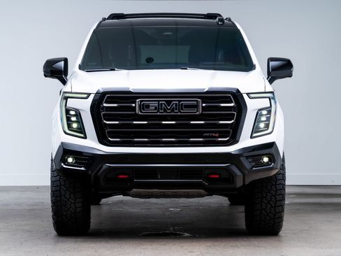 Used 2026 GMC Yukon XL AT4 Ultimate AWD/4WD image 2