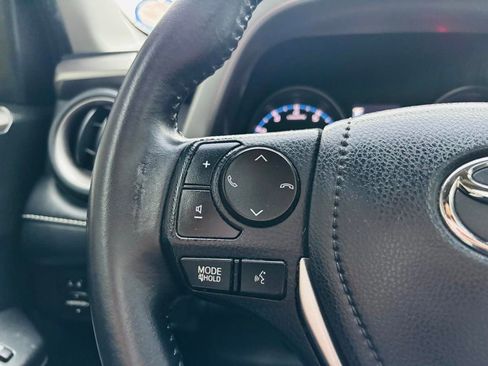 Used 2018 Toyota RAV4 XLE image 23